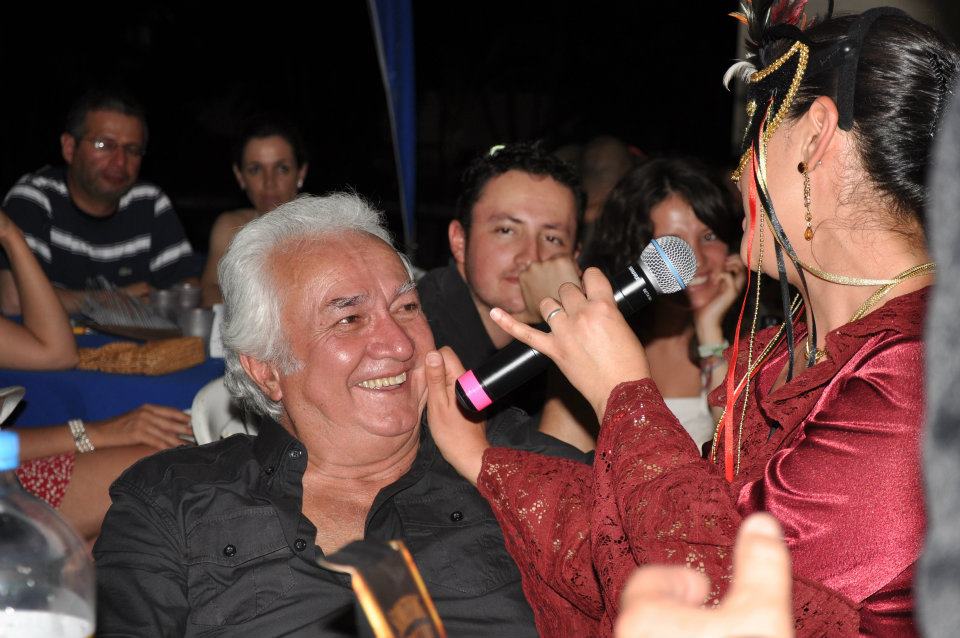 Cena y show de ópera 7